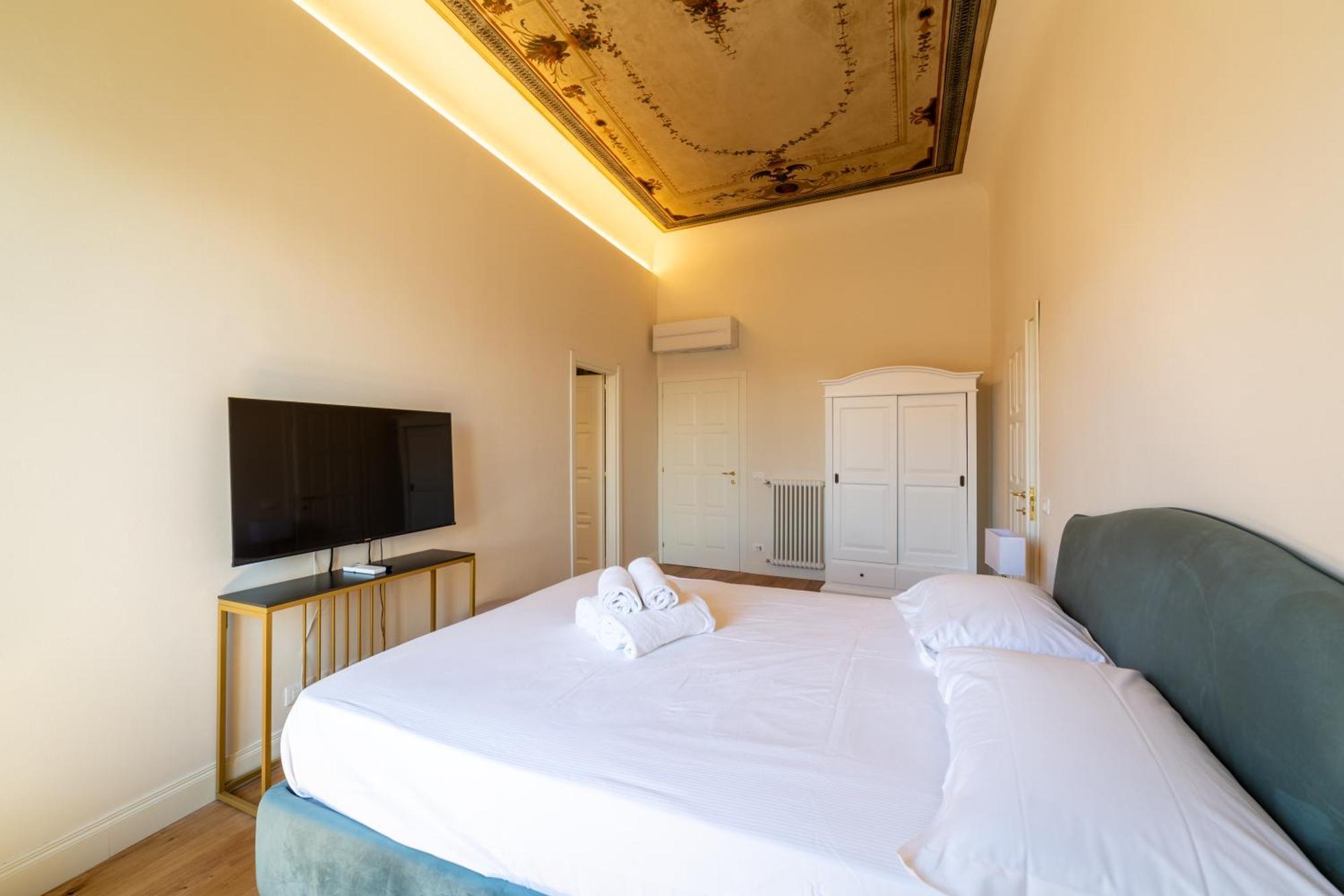 Residenza D'Epoca Palazzo Salviati Quaratesi Hotel Florence Exterior photo