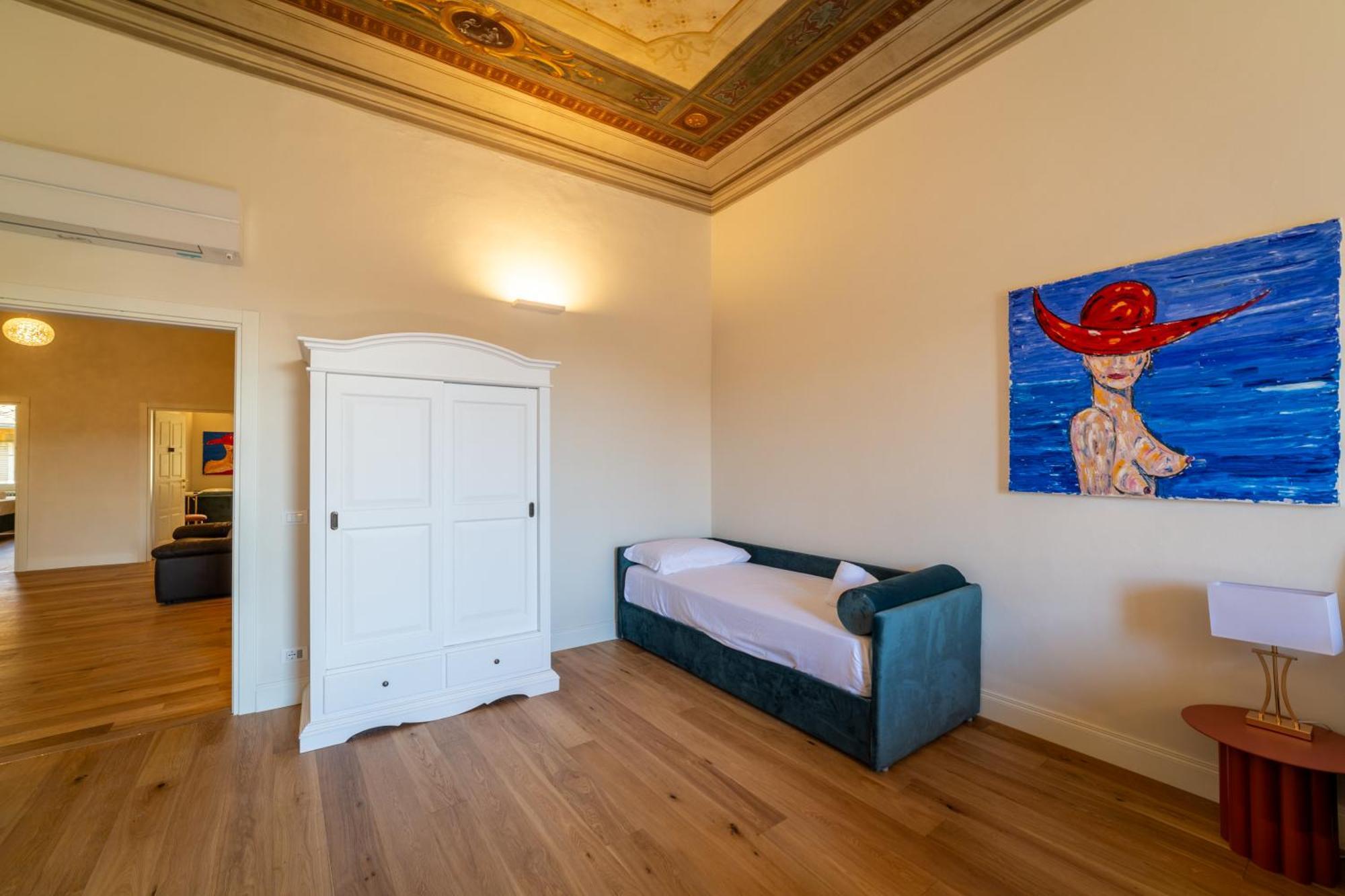 Residenza D'Epoca Palazzo Salviati Quaratesi Hotel Florence Exterior photo